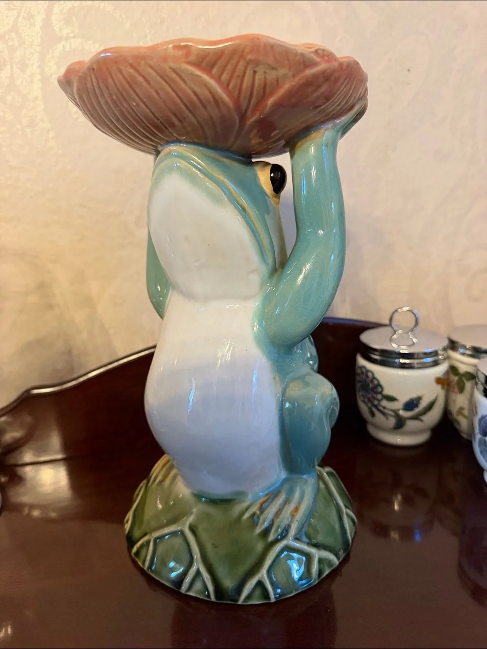 Vintage ceramic frog dish